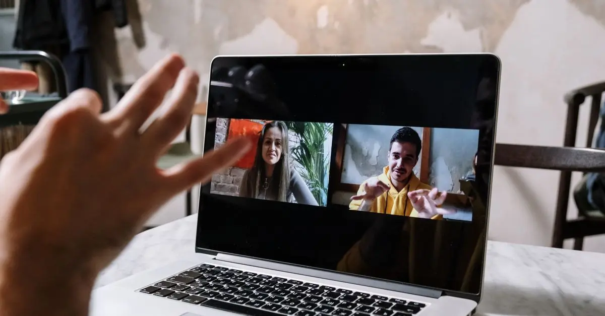 Défis et solutions pour la formation des équipes virtuelles